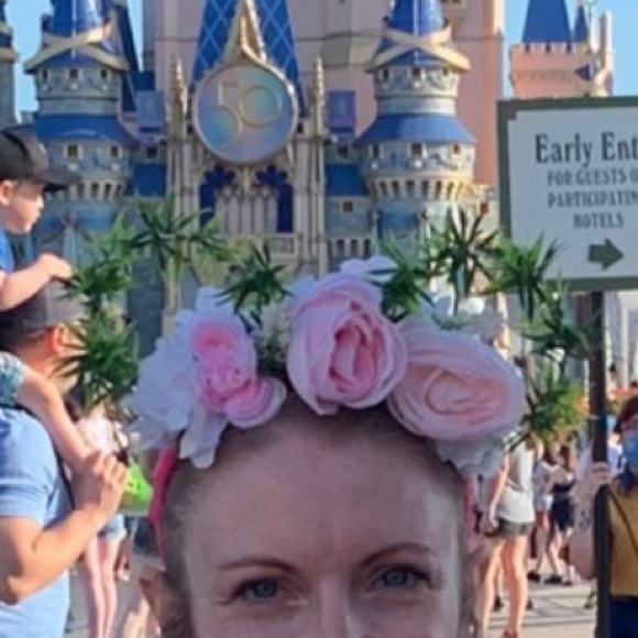 Custom made floral Minnie ears - Picture 5 of 5